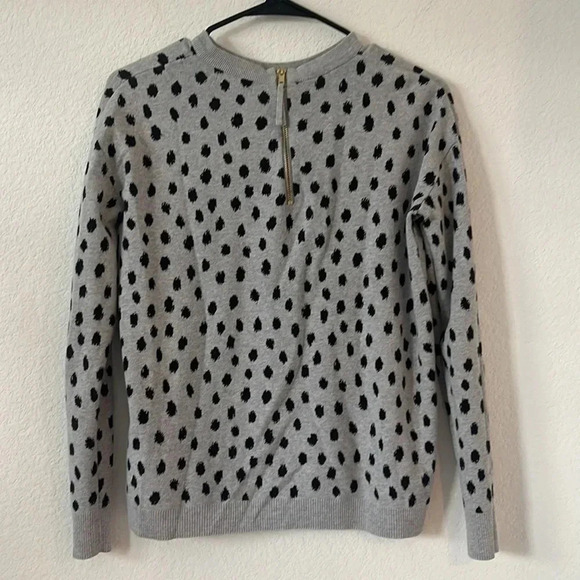 EUC | H & M | Sz S | Animal Print Sweater w/ Pull Zipper - Picture 4 of 5